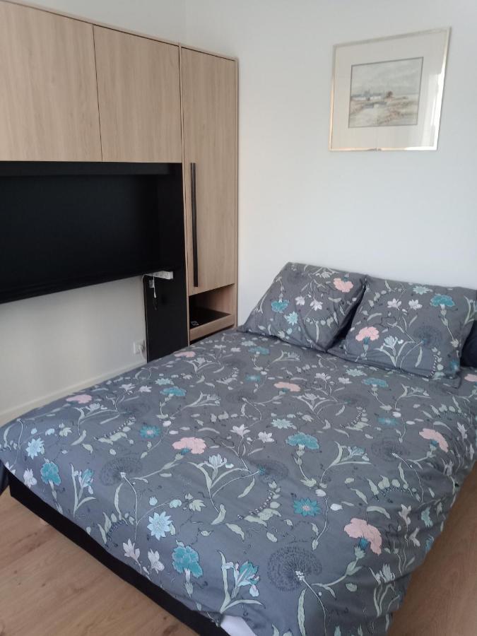 בריב-לה-גייארד Appartement F2 Meuble Centre Ville מראה חיצוני תמונה